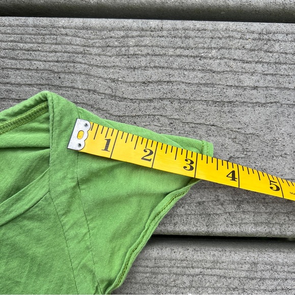 Charlotte: Green Cotton Short-Sleeve Women's Top. Size Large. - Picture 7 of 11